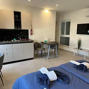 Ελέγξτε τη διαθεσιμότητα